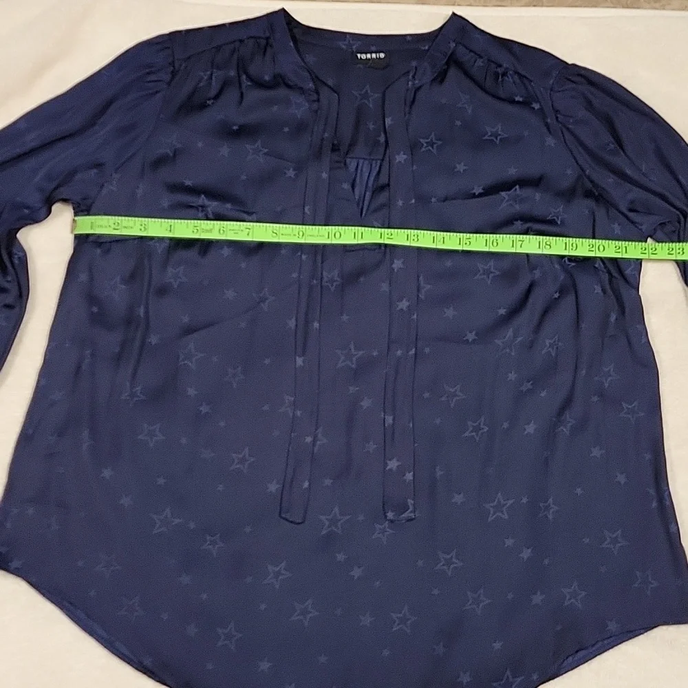Torrid Peasant blouse, Charmeuse Jacquard Star Navy - Picture 6 of 14